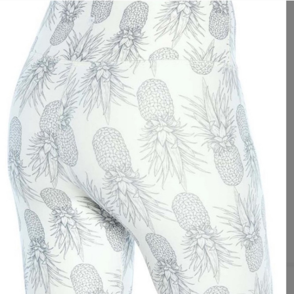 Pineapple Print white & gray leggings